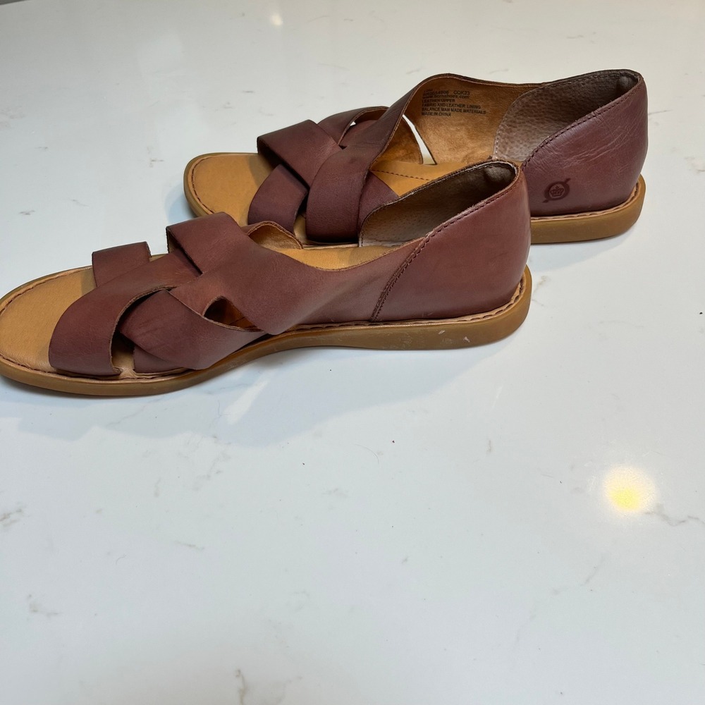 NWOB Born Brown Leather Crisscross Ithaca Flat Sandals Womens 10M BR0054906 - Picture 10 of 10